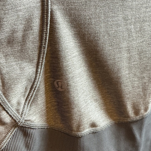 lululemon athletica Charcoal Men's Hooded Jacket - Picture 6 of 7